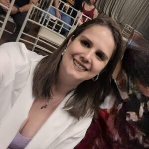 Profile photo of Caroline Lopes Loureiro